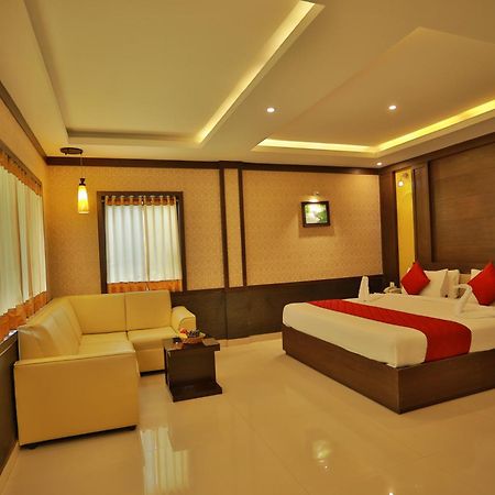 Sea View Resort-& Spa Cherai Cherai Beach Eksteriør billede