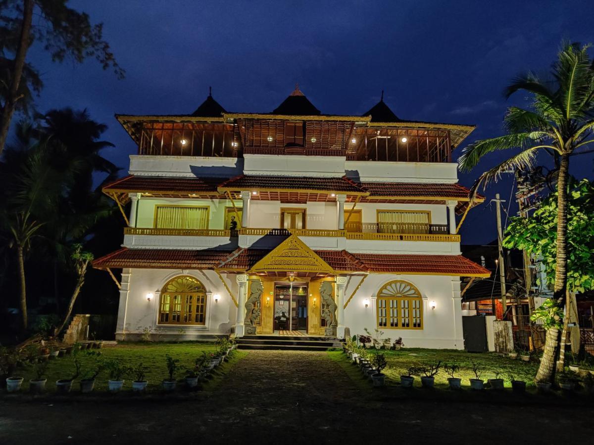 Sea View Resort-& Spa Cherai Cherai Beach Eksteriør billede