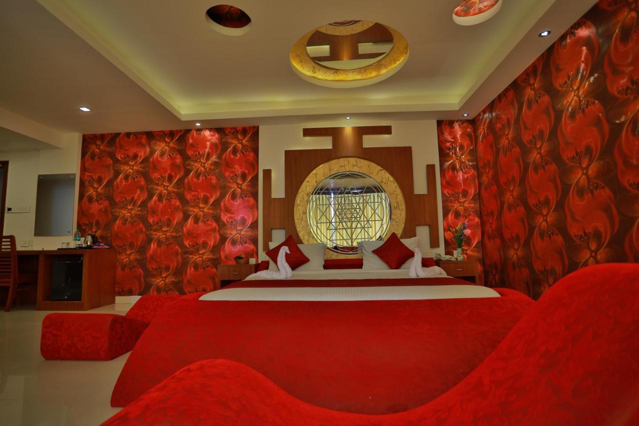 Sea View Resort-& Spa Cherai Cherai Beach Eksteriør billede